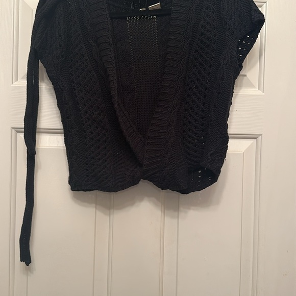 Moth wrap sweater - Picture 5 of 5